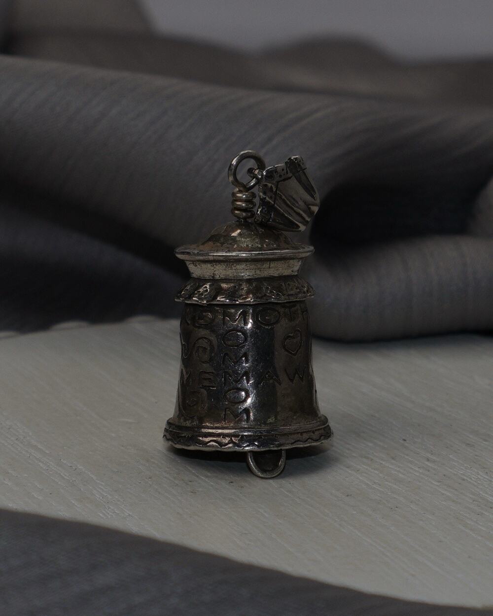 Vintage JJ Sterling Granny, Mom & Memaw Bell Pendant 11.5G / 1.3in